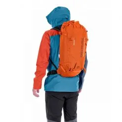 Ortovox Peak Light 30 S Zaino Alpinismo Donna -Negozio al dettaglio Motican high alpine peak light 32 46253 105da0926281238 1200x2000 min